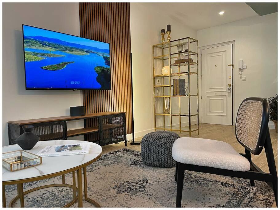 Апартаменты Elegance Lifestyle - Parking Gratuito! Сан-Себастьян Экстерьер фото